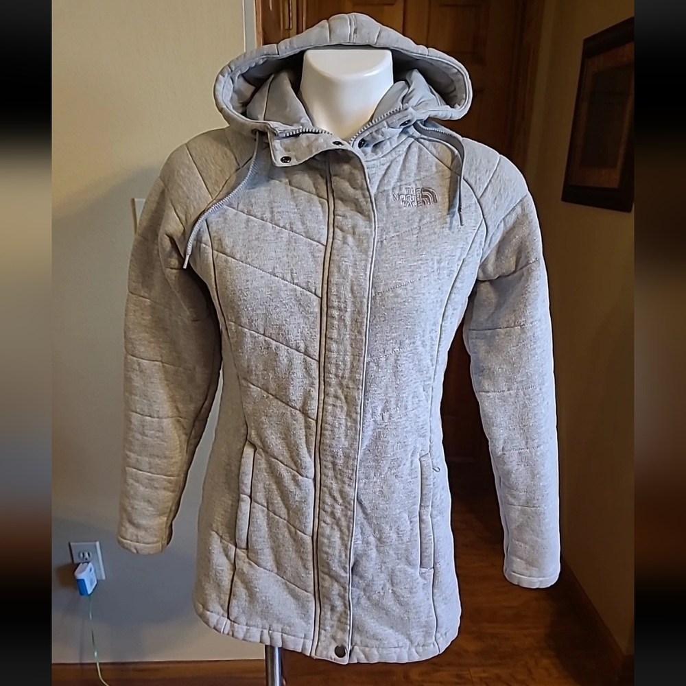 EUC Women's North Face Gray Hooded Jacket Sweater M